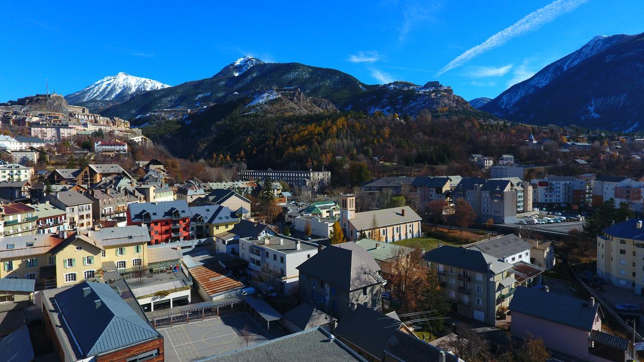 Hôtel Mont-Brison Briançon Extérieur photo